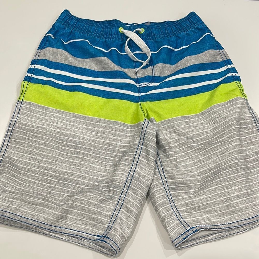 Boys swim trunks - Picture 1 of 3